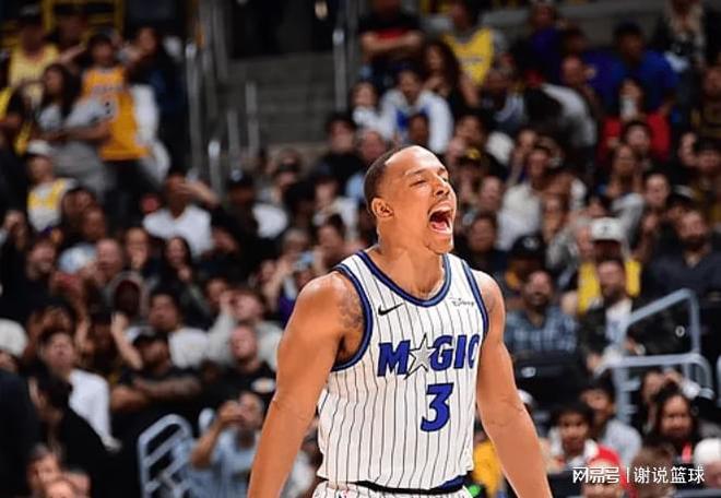 哈登30+8助难救骑士 裁判争议吹罚成败关键