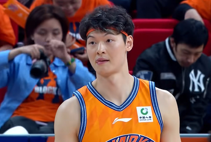 山东队惨败上海队 三大核心集体低迷成输球主因