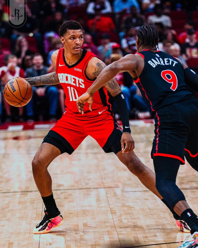 火箭队末节发力逆转猛龙 杜兰特29分率队取胜