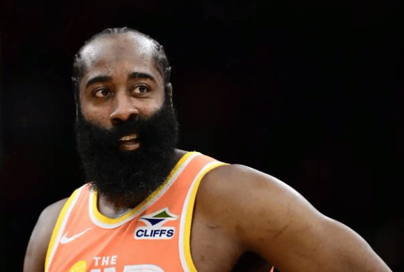 哈登末节爆发率队逆转步行者 骑士双核数据悬殊